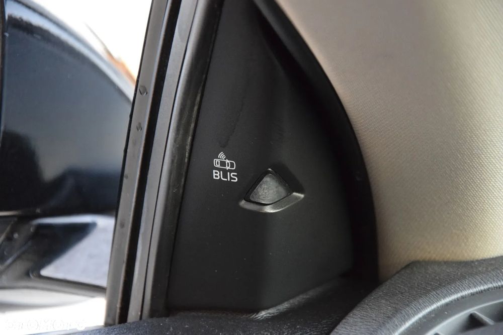 Volvo V40 - 19