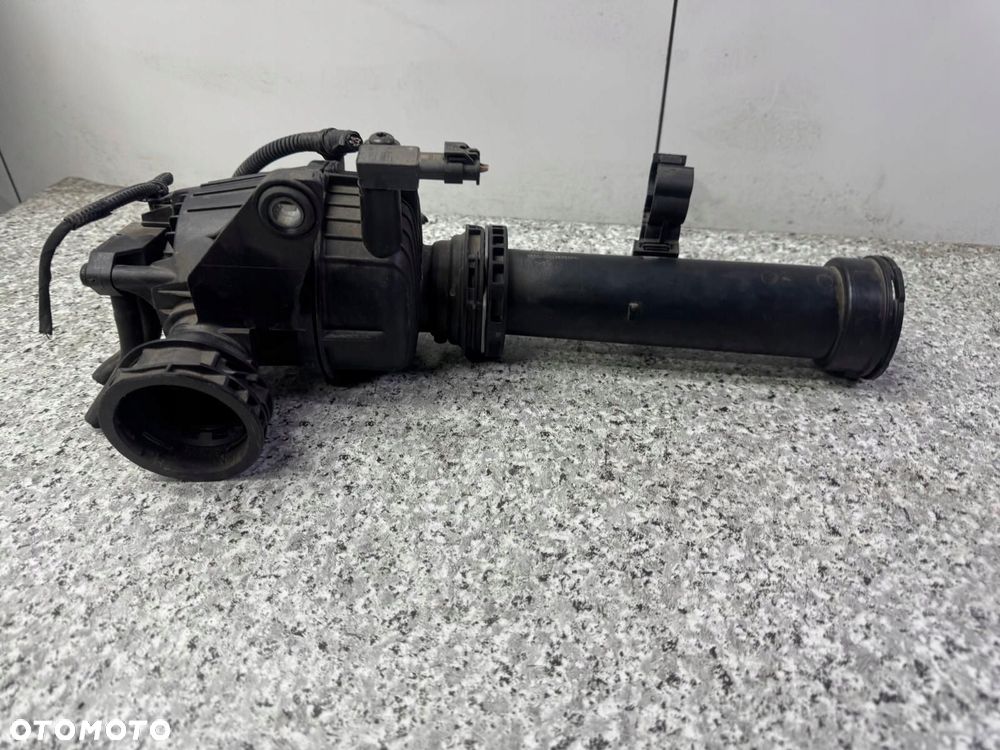 rezonator rura powietrza volvo xc40 2017-2024 2.0 b4 32222586 - 7