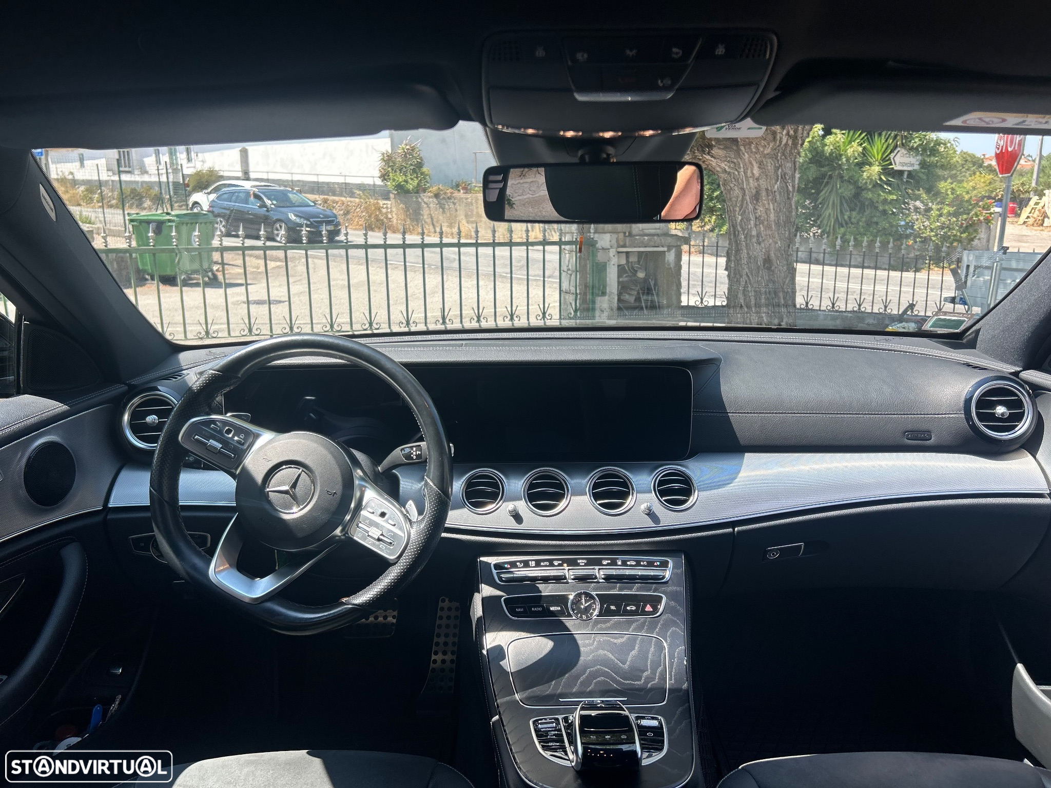 Mercedes-Benz E 300 de AMG Line - 14