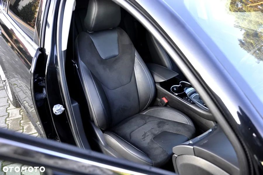 Ford Mondeo 2.0 EcoBoost STart-Stopp Autom Titanium - 31