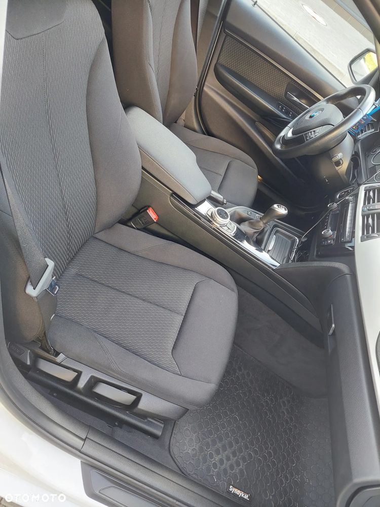 BMW Seria 3 320d - 18
