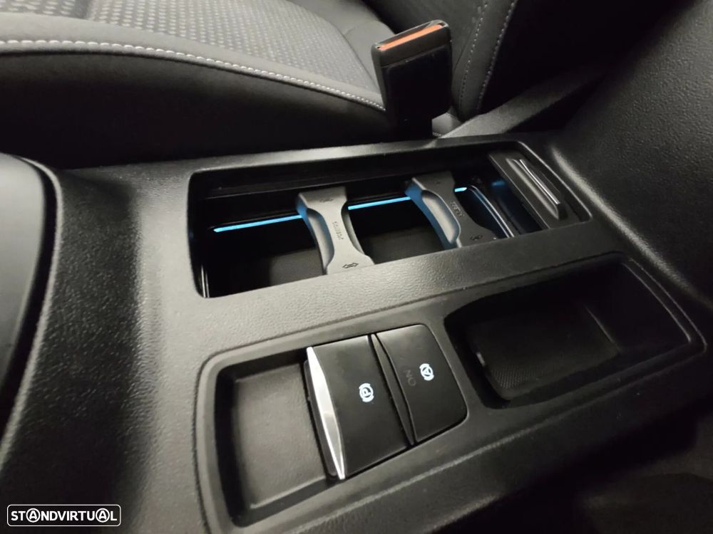 Ford Focus SW 1.0 EcoBoost MHEV Connected - 39