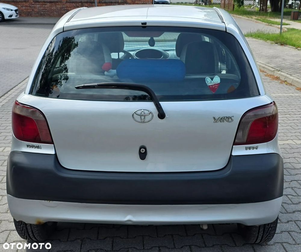 Toyota Yaris 1.0 Base - 7