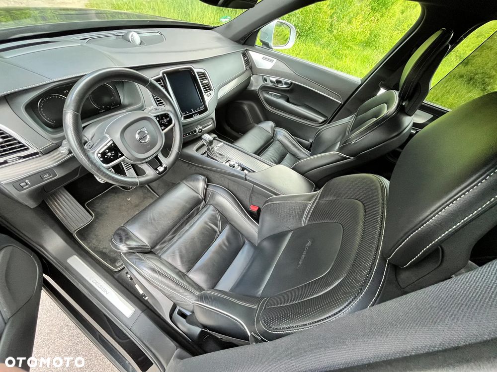 Volvo XC 90 D5 AWD Geartronic RDesign - 10