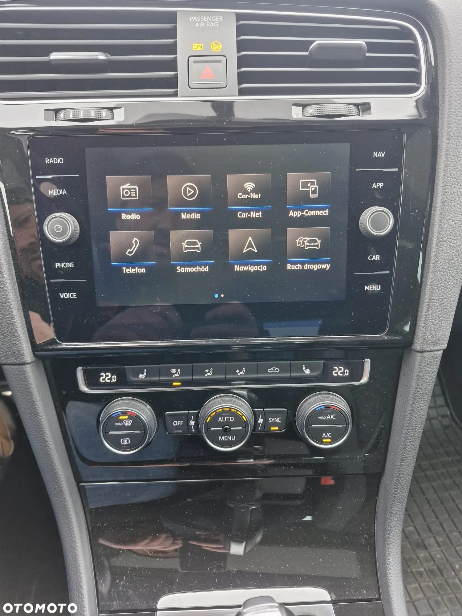 Volkswagen Golf - 16