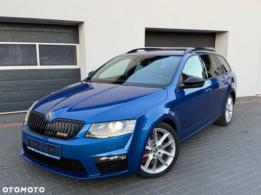 Skoda Octavia Combi 2.0 TDI RS - 2