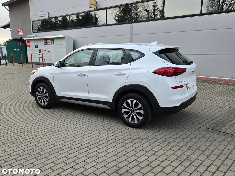 Hyundai Tucson - 4