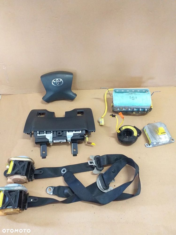 TOYOTA AVENSIS T25 poduszka air bag deska kierowca - 1