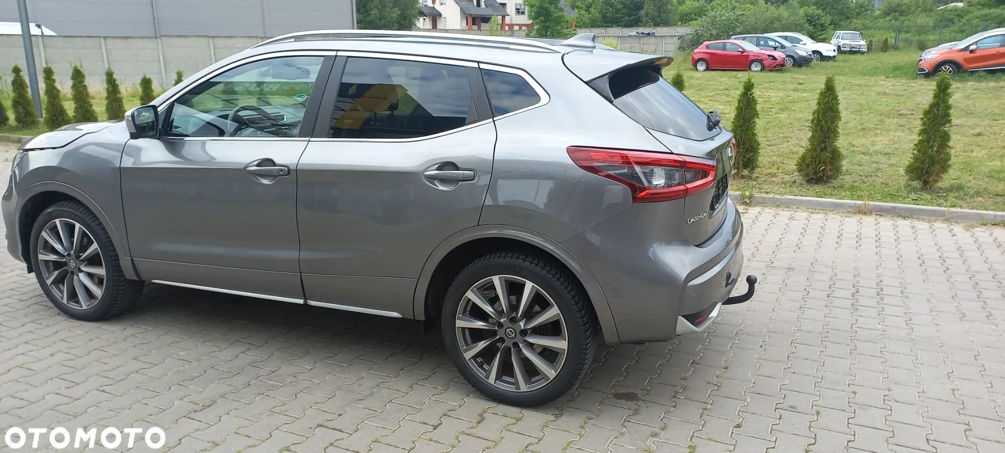 Nissan Qashqai 1.3 DIG-T ZAMA - 8