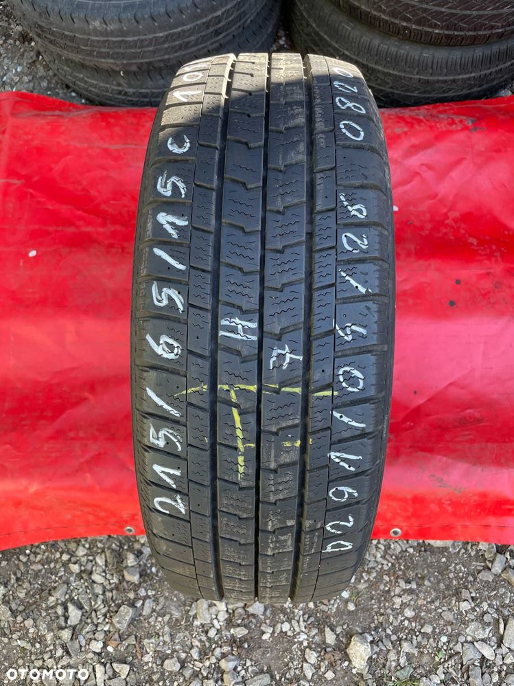 1szt. opona zimowe 215/65R15C 104T GoodYear Cargo UltraGrip