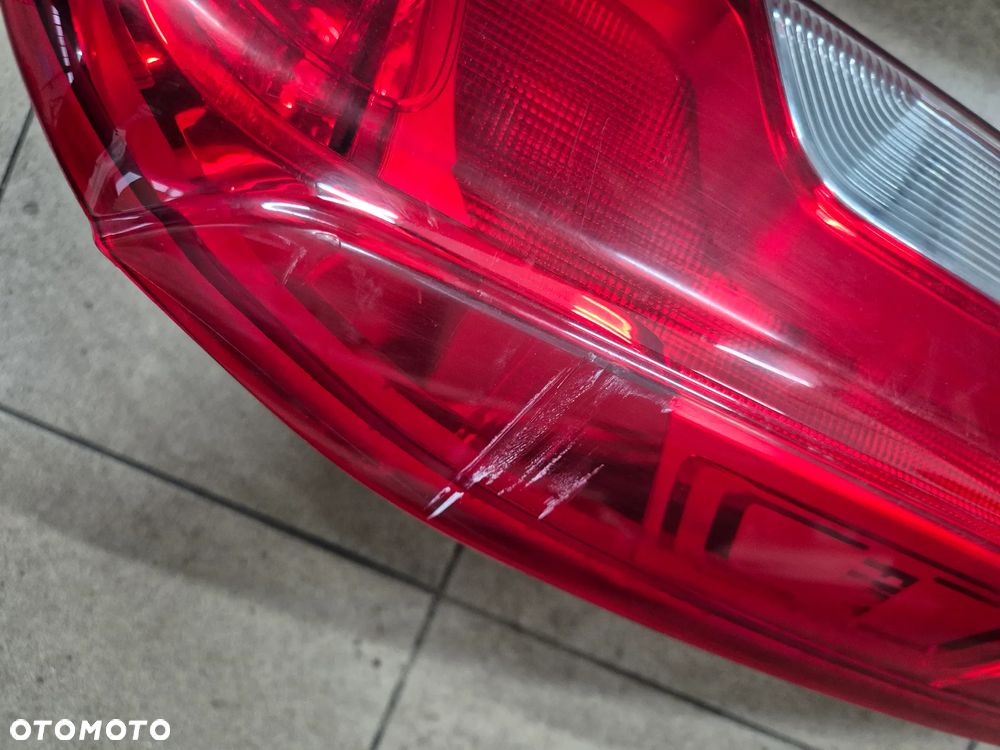 LAMPA PRAWA TYŁ FIAT DOBLO II LIFT  15-22r. - 3