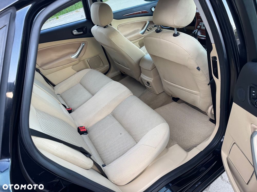 Ford Mondeo 2.0 Ghia X100 / X - 13