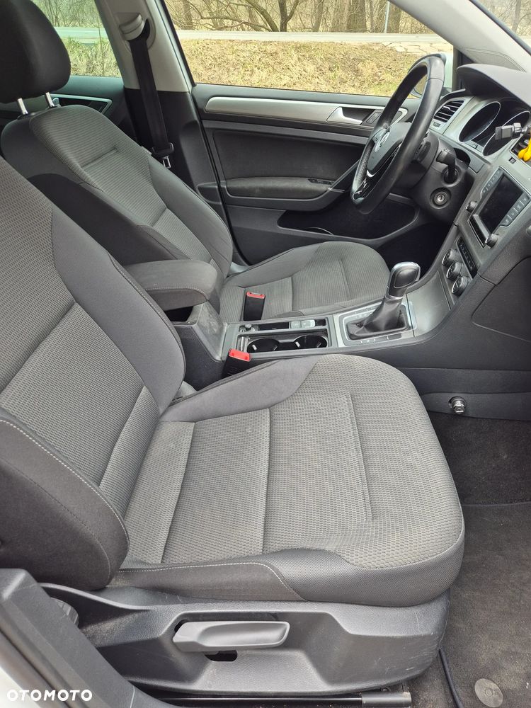 Volkswagen Golf 1.4 TSI BMT Comfortline DSG - 13