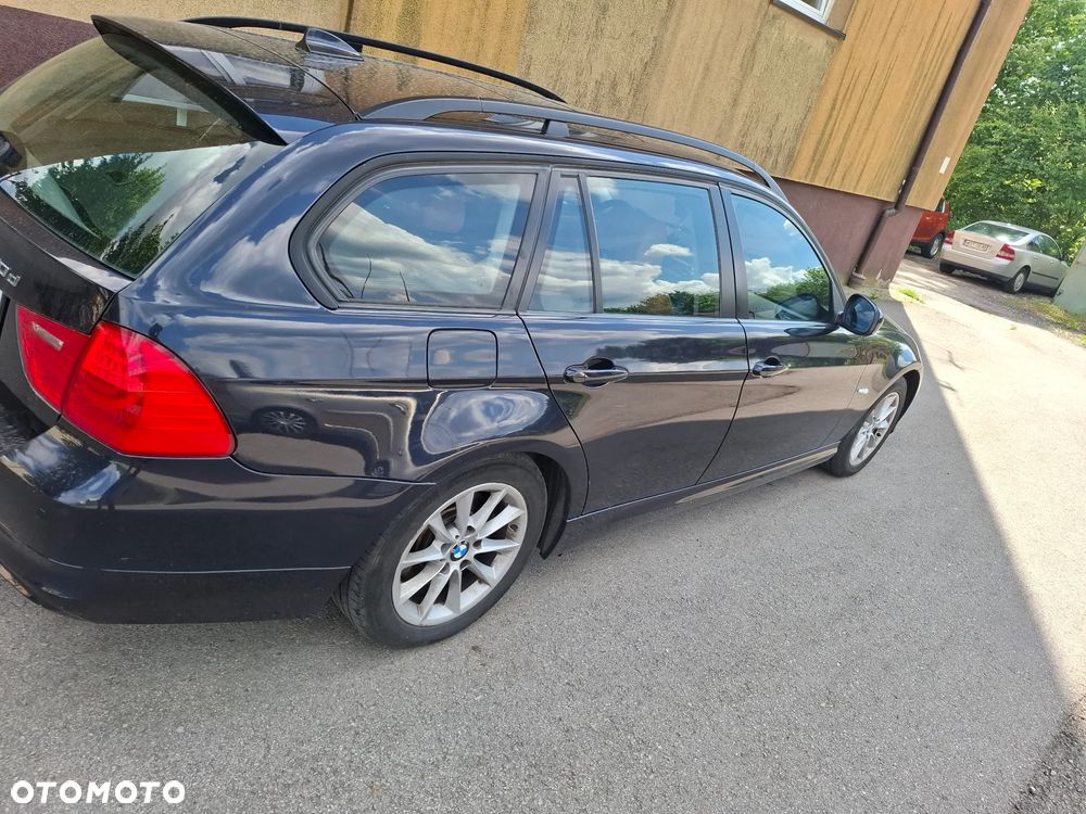 BMW Seria 3 320d - 16
