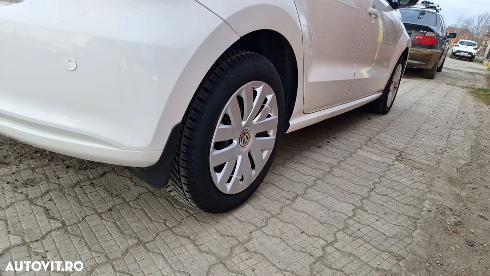 Volkswagen Polo - 12