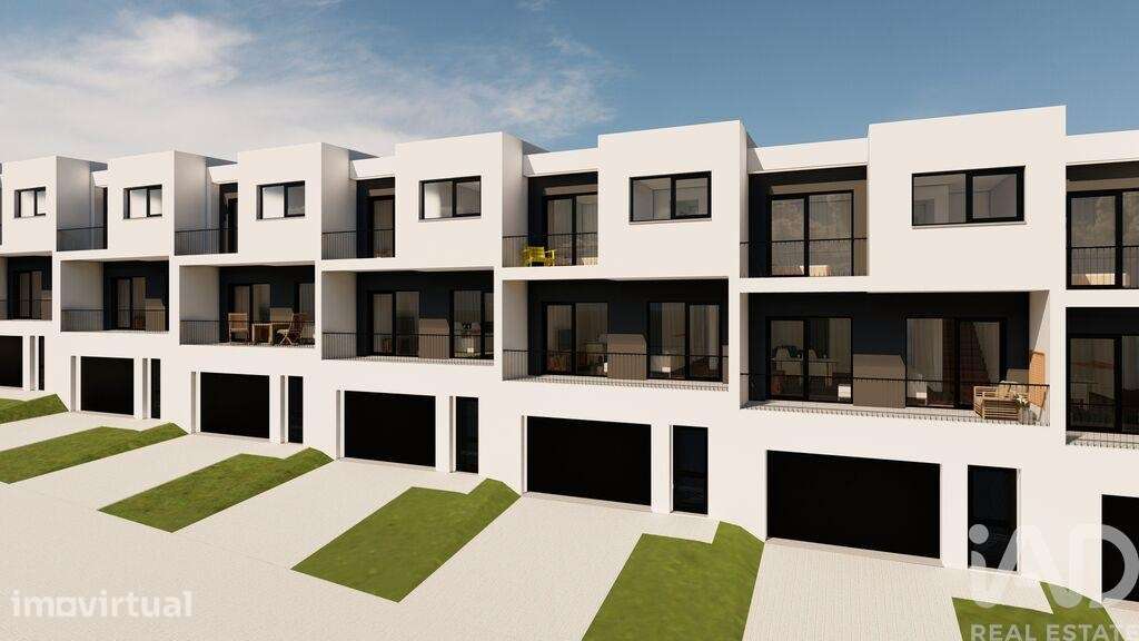 Moradia em banda T3 em Louredo de 214 m2 - Grande imagem: 5/8