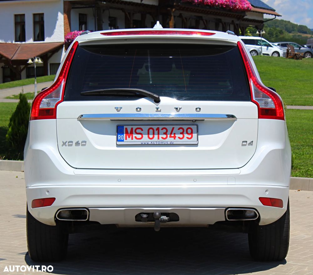 Volvo XC 60 D4 Geartronic Summum - 10