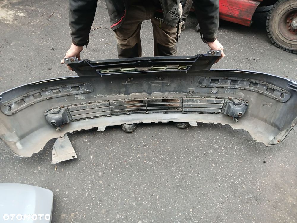 Hyundai Getz Zderzak przedni kod lakieru WD - 8