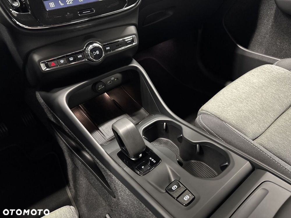Volvo XC 40 B3 Core - 22