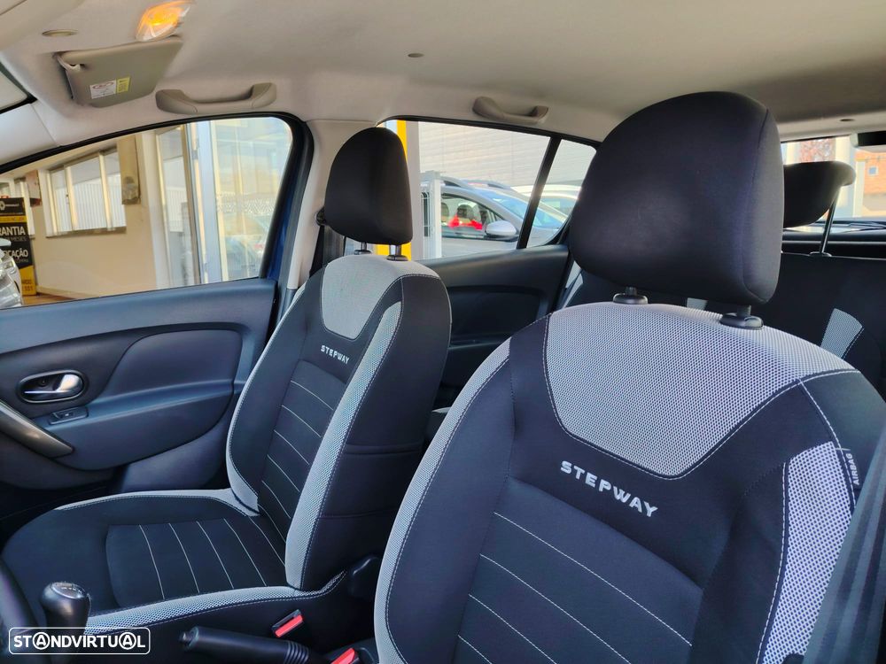 Dacia Sandero 0.9 TCe Stepway - 8