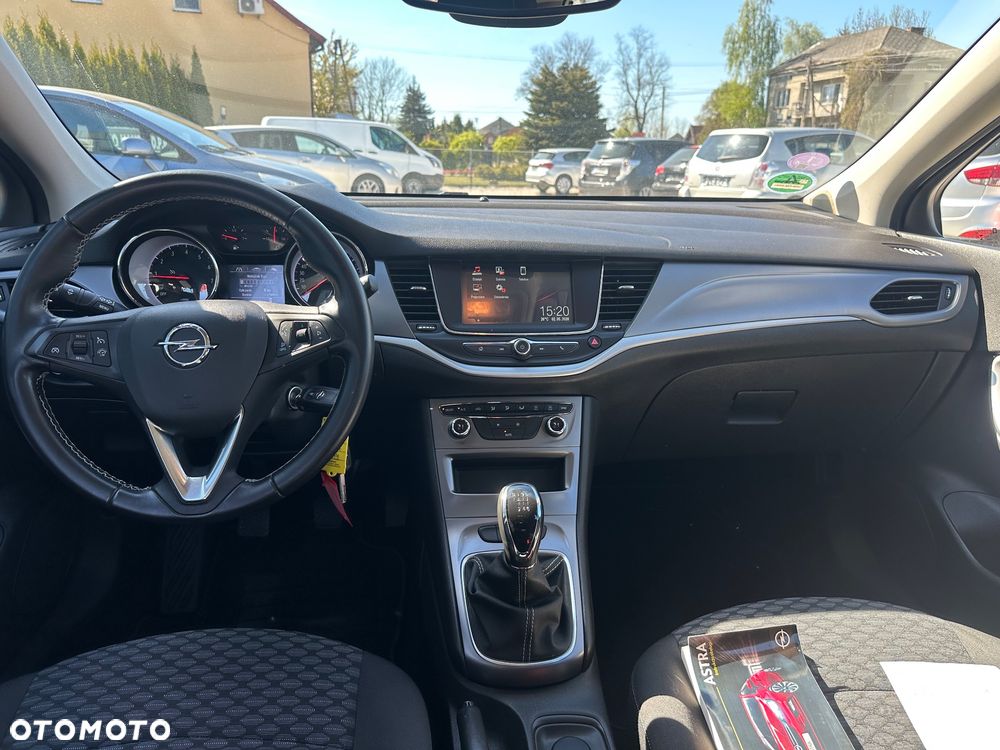 Opel Astra - 8