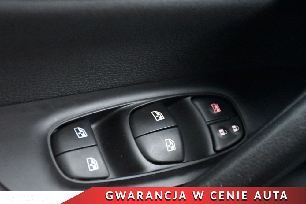 Nissan Qashqai 1.3 DIG-T N-Connecta DCT - 23