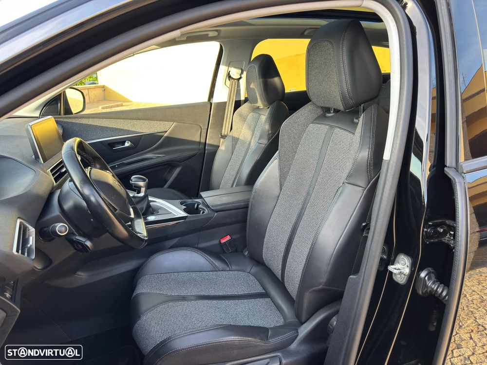 Peugeot 3008 - 17