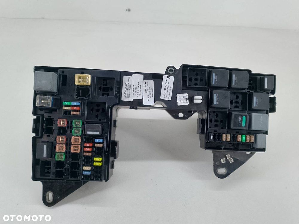 SKRZYNKA BEZPIECZNIKÓW JAGUAR XF X250 AX23-14290-AHA - 1