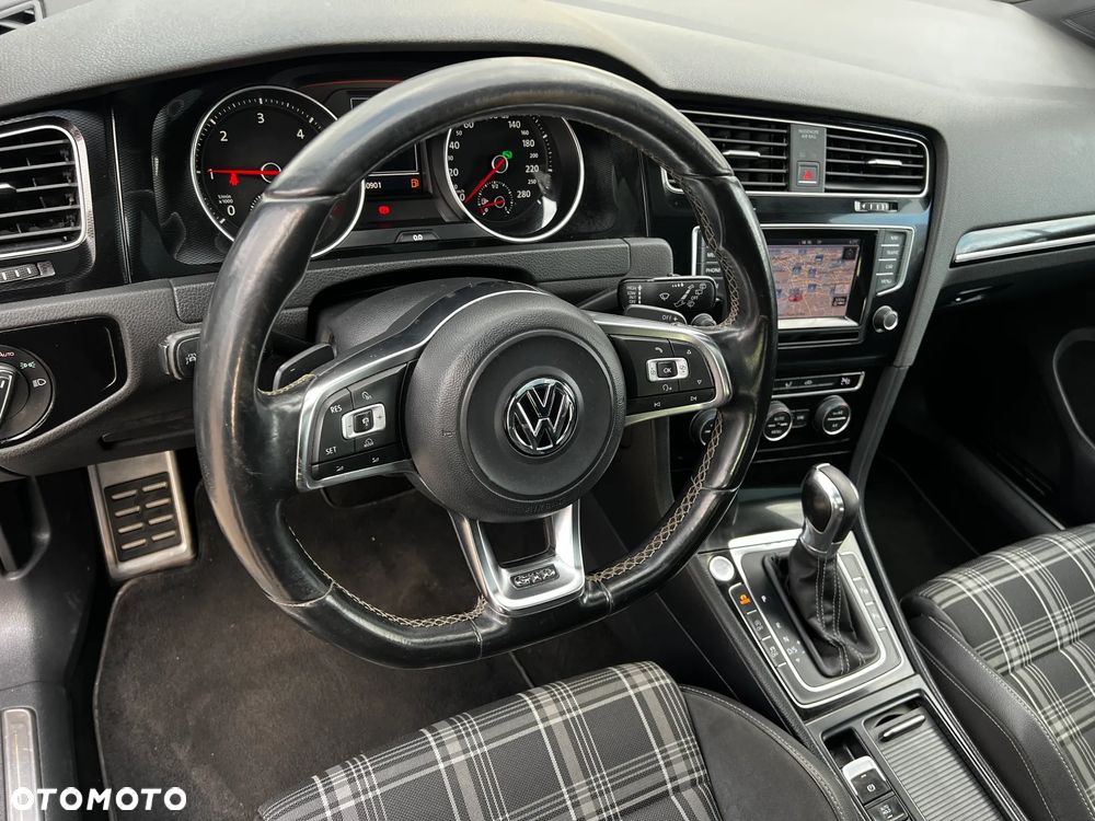 Volkswagen Golf GTD (BlueMotion Technology) DSG - 17