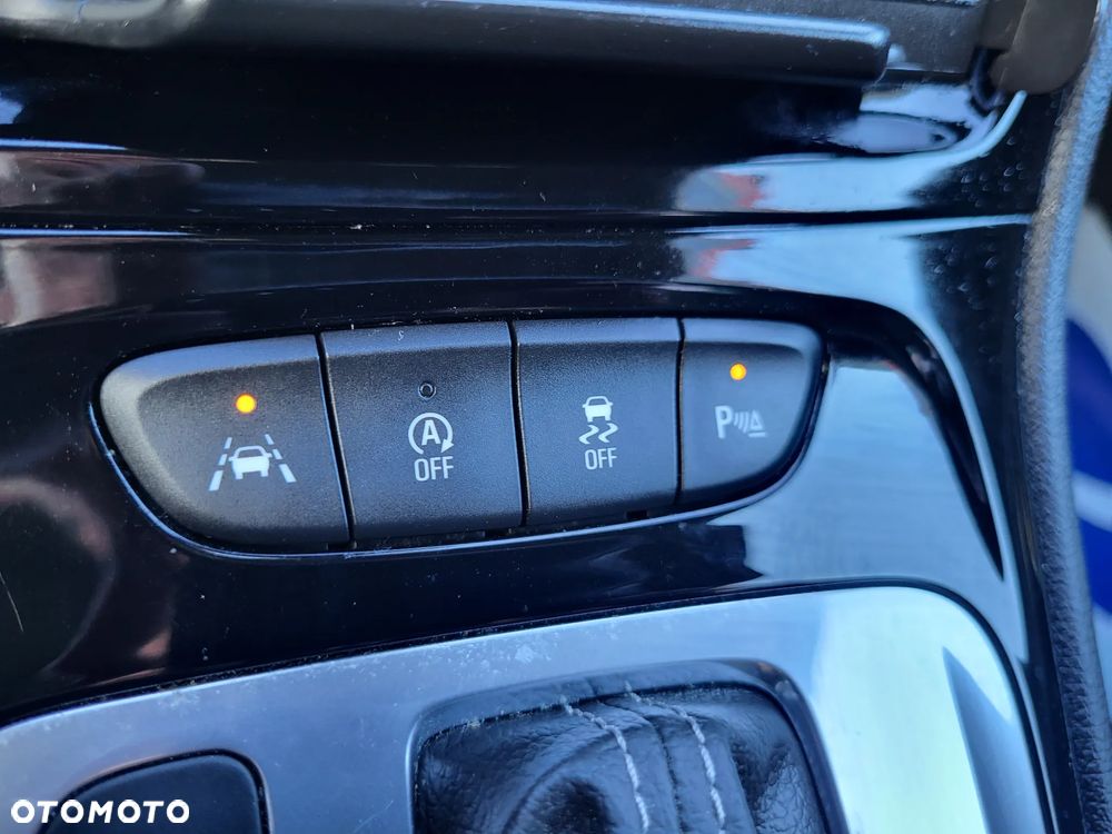 Opel Astra 1.4 Turbo Start/Stop Automatik Sports Tourer 120 Jahre - 29