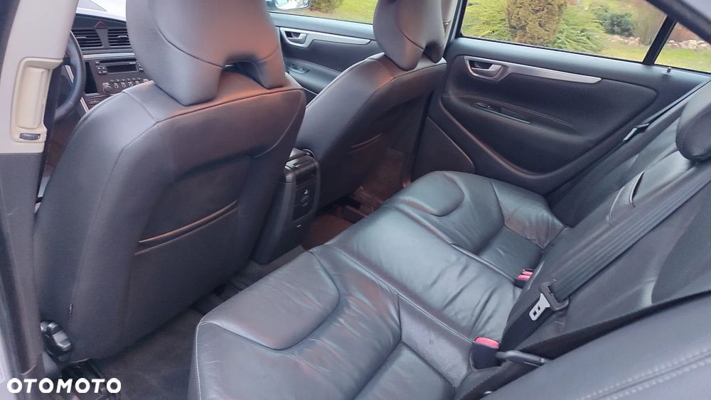 Volvo S60 D5 Kinetic - 23