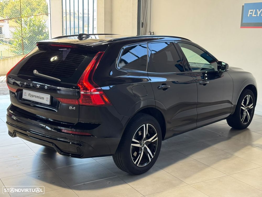 Volvo XC 60 2.0 B4 R-Design - 9