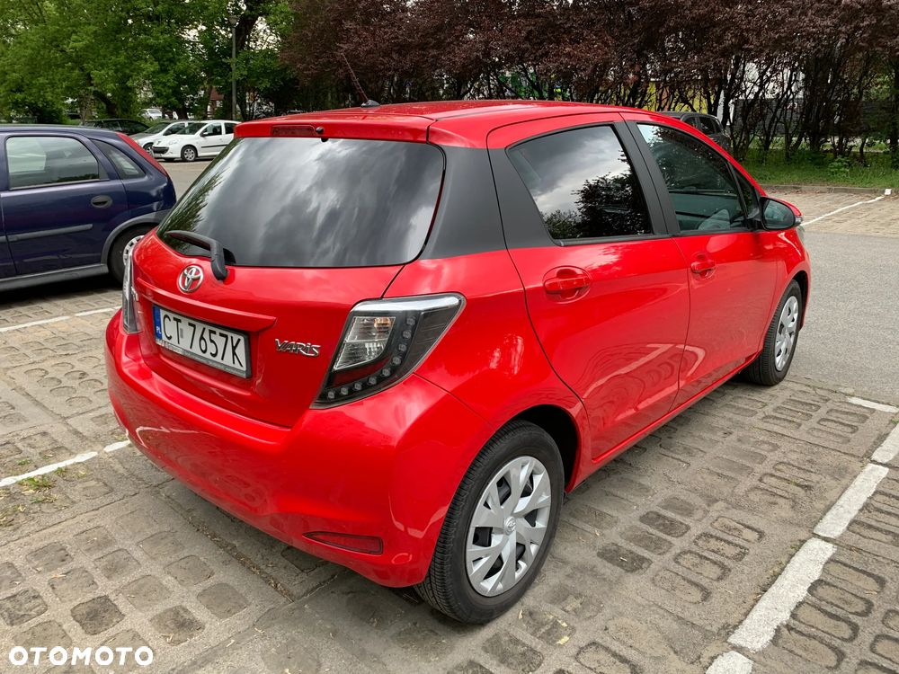 Toyota Yaris 1.33 Premium - 7