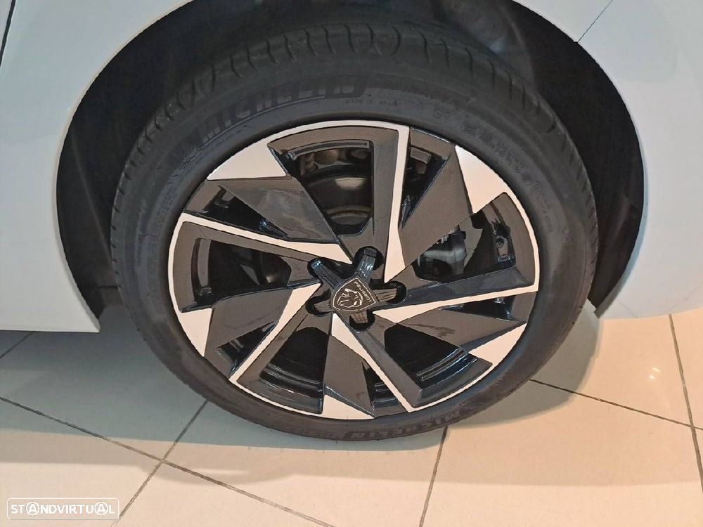 Peugeot 308 1.2 Hybrid Allure e-DCS6 - 11