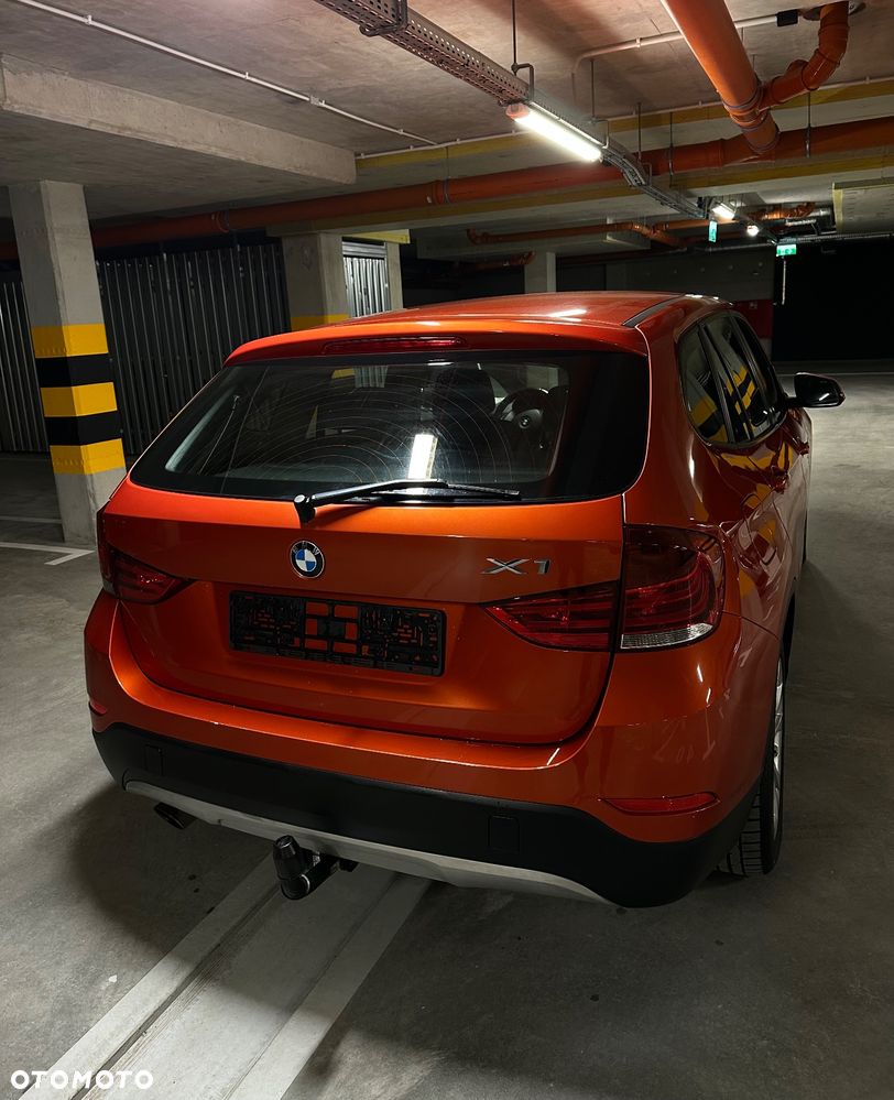 BMW X1 sDrive18i - 25