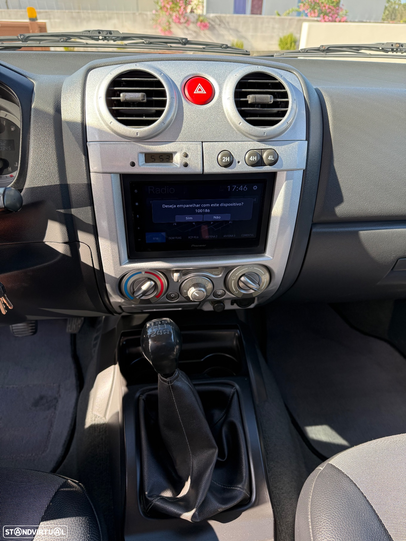 Isuzu D-Max 2.5 DTi CD 4WD LS - 14
