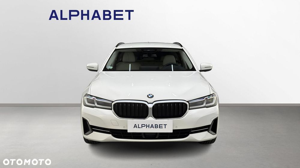 BMW Seria 5 520d xDrive - 10
