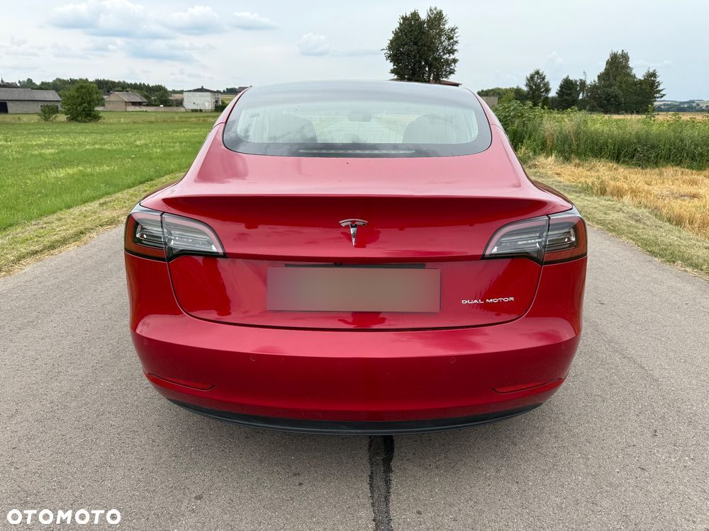 Tesla Model 3 Langstreckenbatterie Allradantrieb Dual Motor - 12
