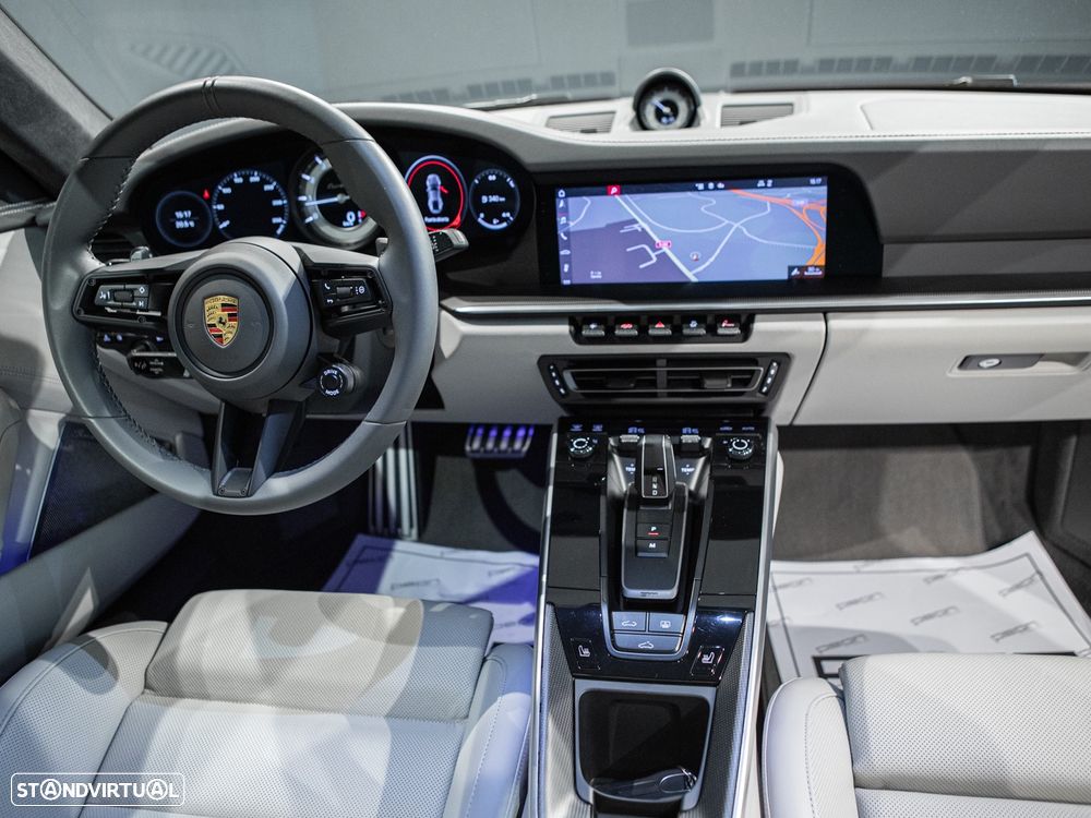 Porsche 911 (992) Turbo S PDK - 5