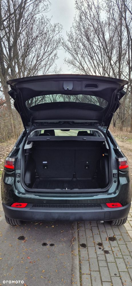 Jeep Compass - 30