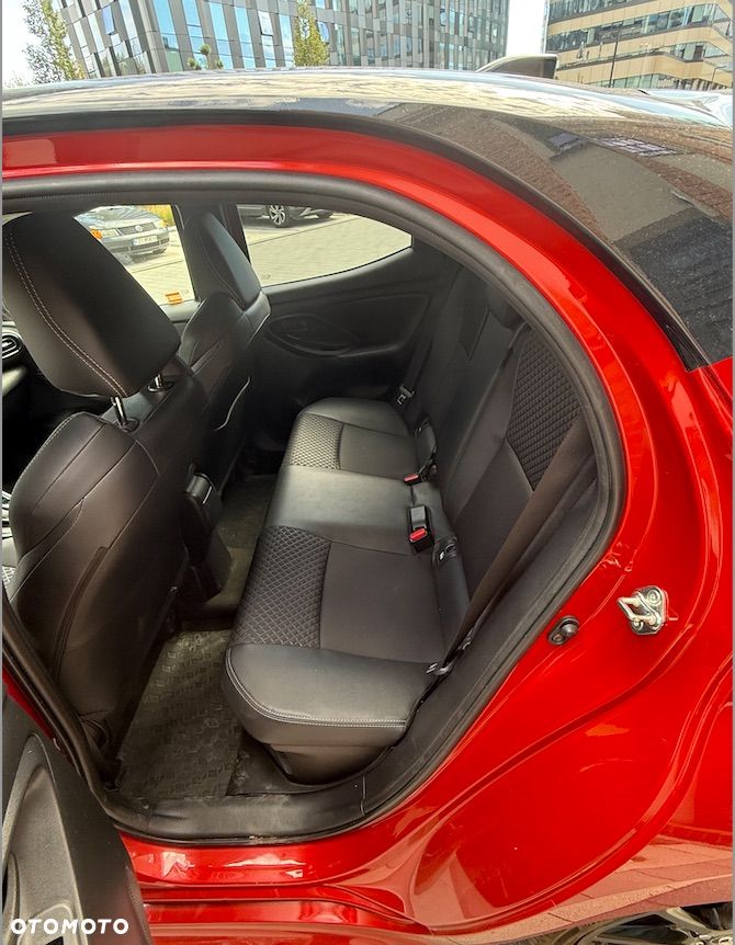 Toyota Yaris Hybrid 1.5 Executive - 9
