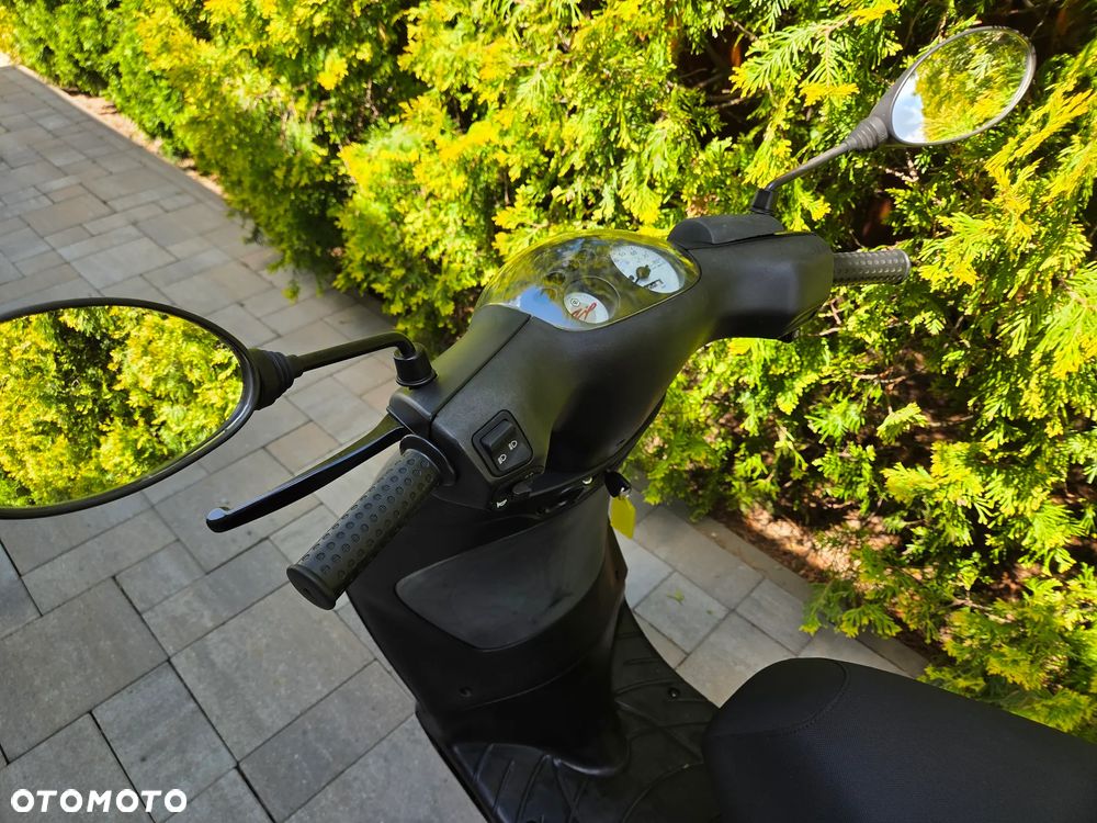 Piaggio ZIP - 10