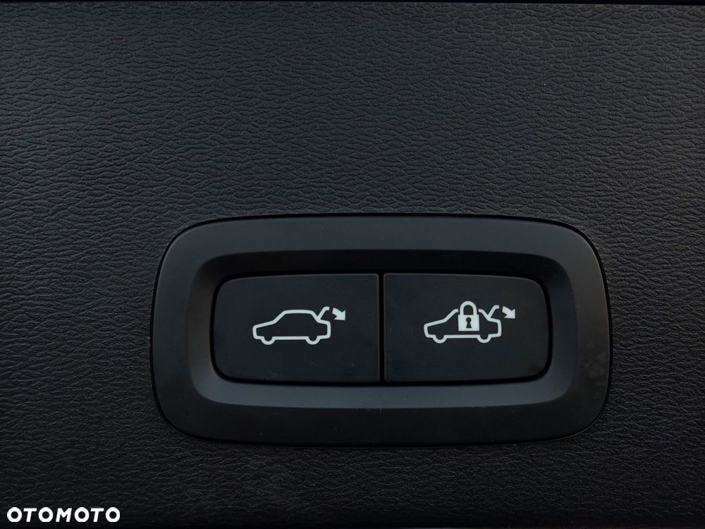 Volvo XC 40 - 29
