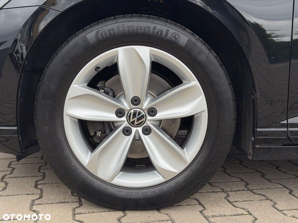 Volkswagen Passat Variant 2.0 TDI Business DSG - 34