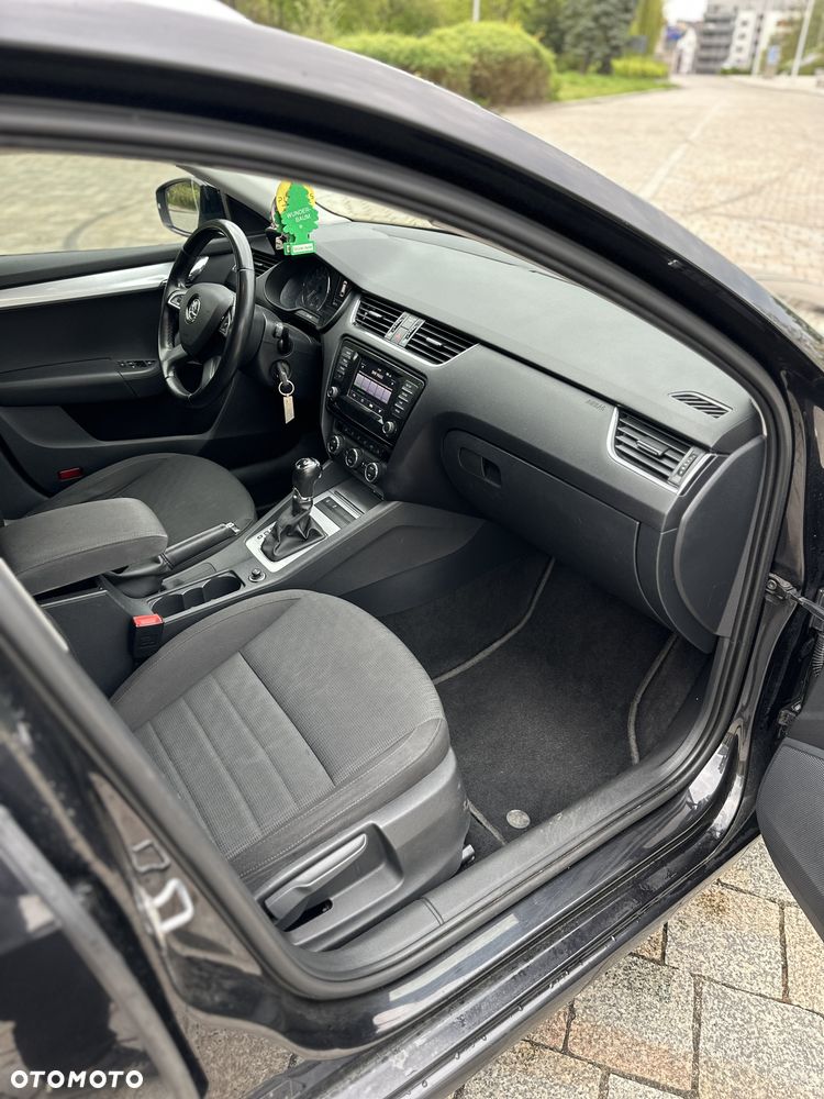 Skoda Octavia 2.0 TDI Edition DSG - 9