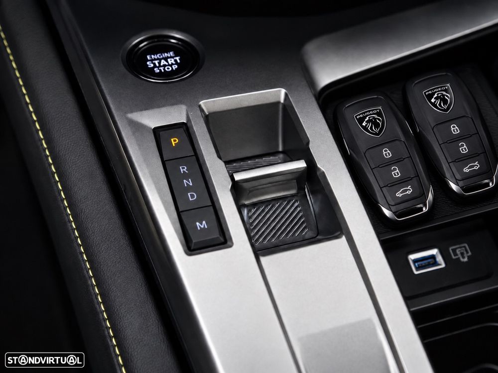 Peugeot 308 SW Hybrid 136 e-DSC6 GT - 31