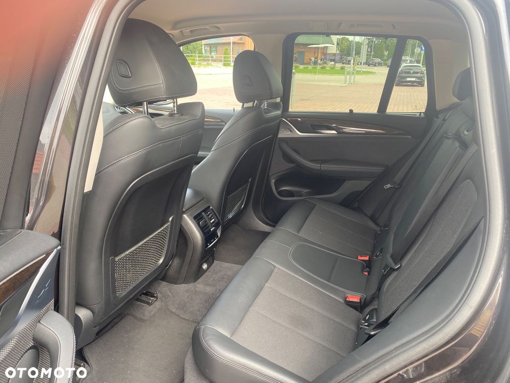 BMW X3 xDrive30i GPF Luxury Line - 7