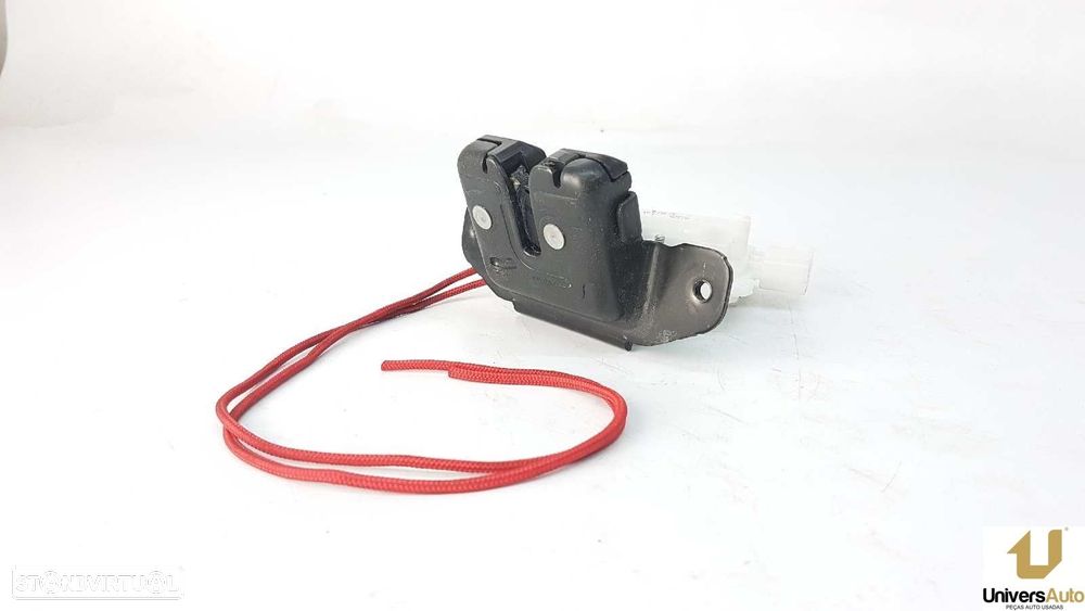 FECHADURA DA MALA TOYOTA YARIS ACTIVE - 1