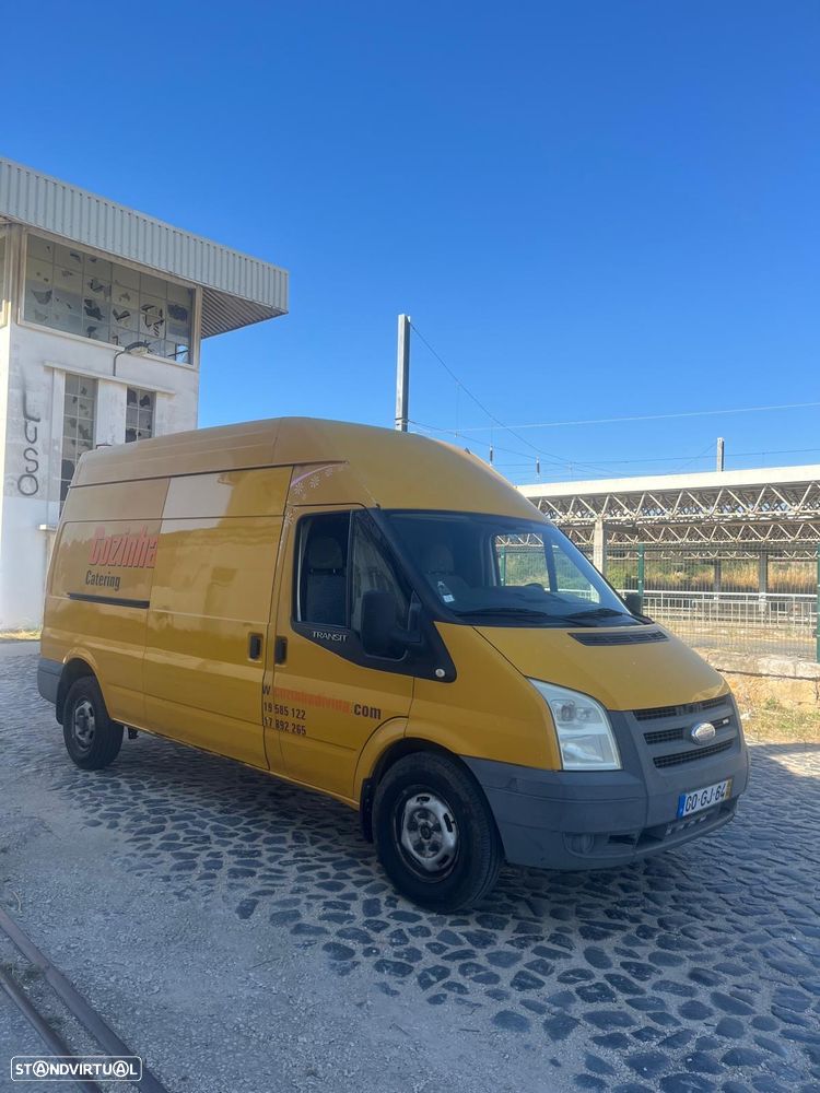 Ford Transit - 1
