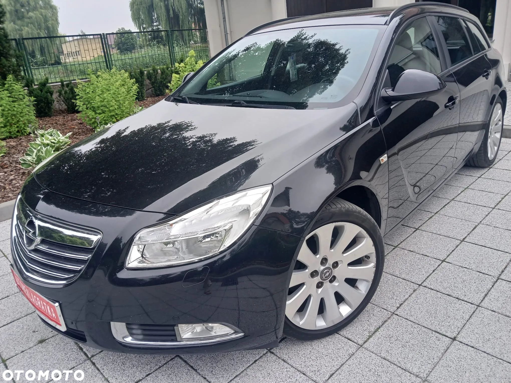 Opel Insignia - 1